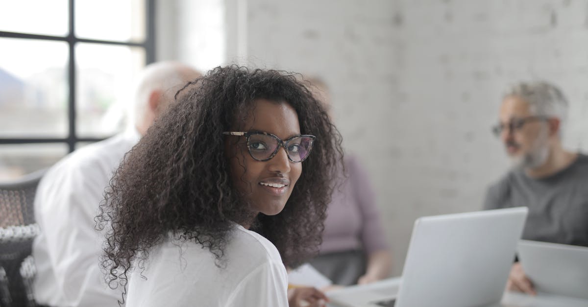 如何为公司部署网络安全工具以防范黑客攻击