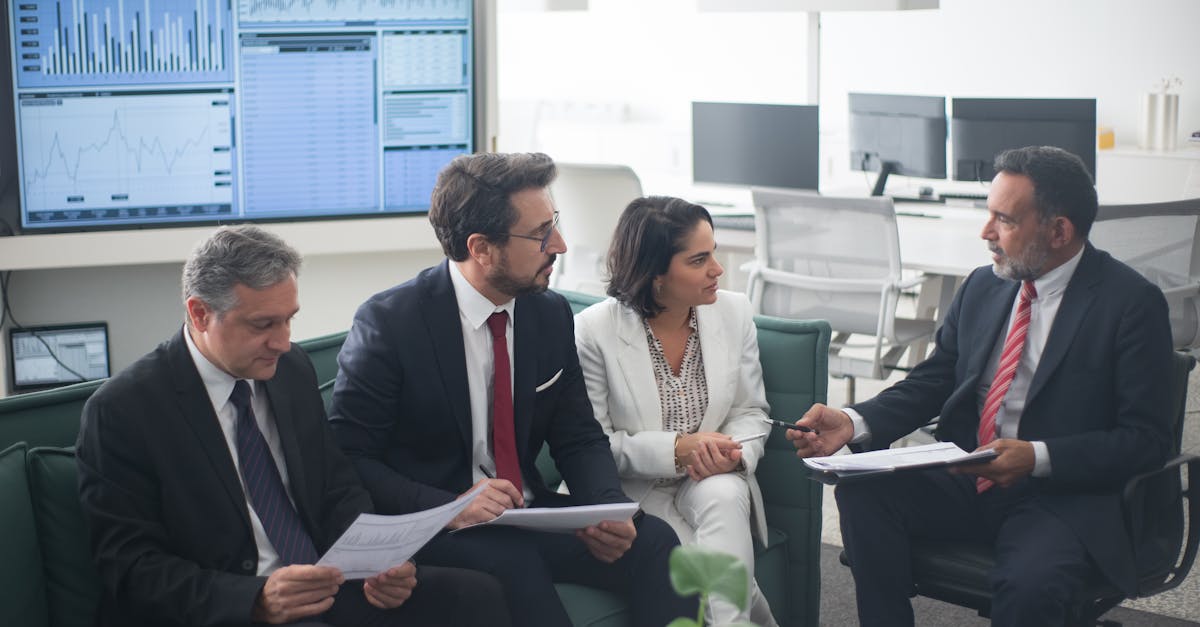 定制实名认证账号：实名认证账号对于健康保障和医疗健康服务的普及和改善